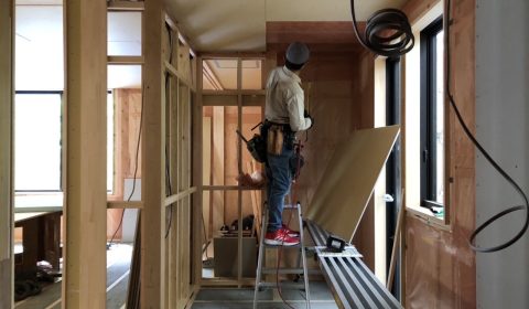 木工事すすむ