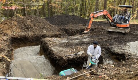基礎工事　ー床掘り・砕石地業ー
