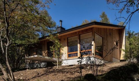 傾斜地建築　ー自然の流れに沿うー